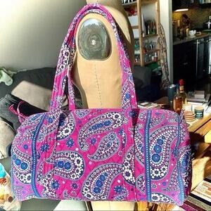 Vera Bradley Duffle Weekender Bag Boysenberry Paisley Retired Pattern 2011 22x12